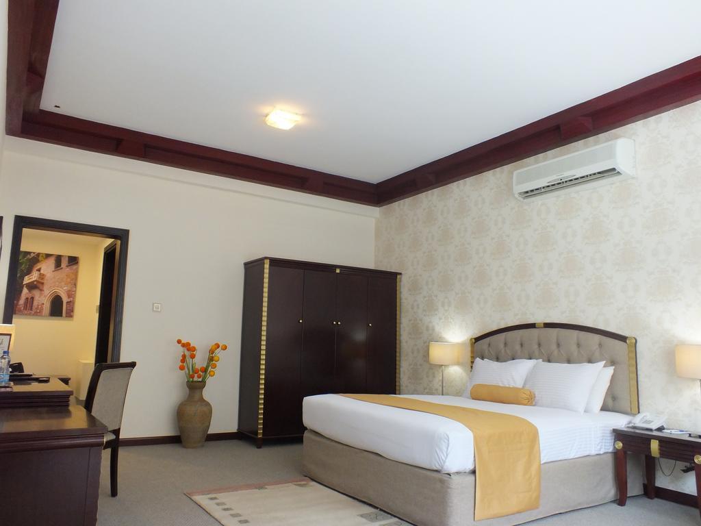 Verona Resorts Sharjah Buitenkant foto