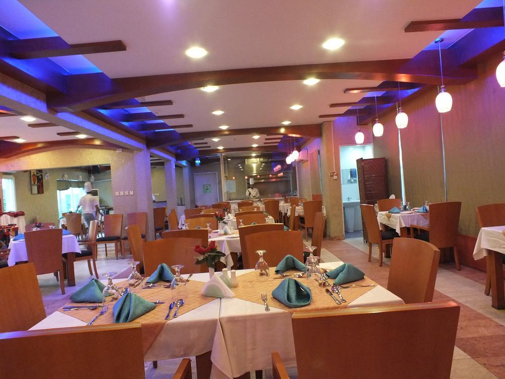Verona Resorts Sharjah Buitenkant foto