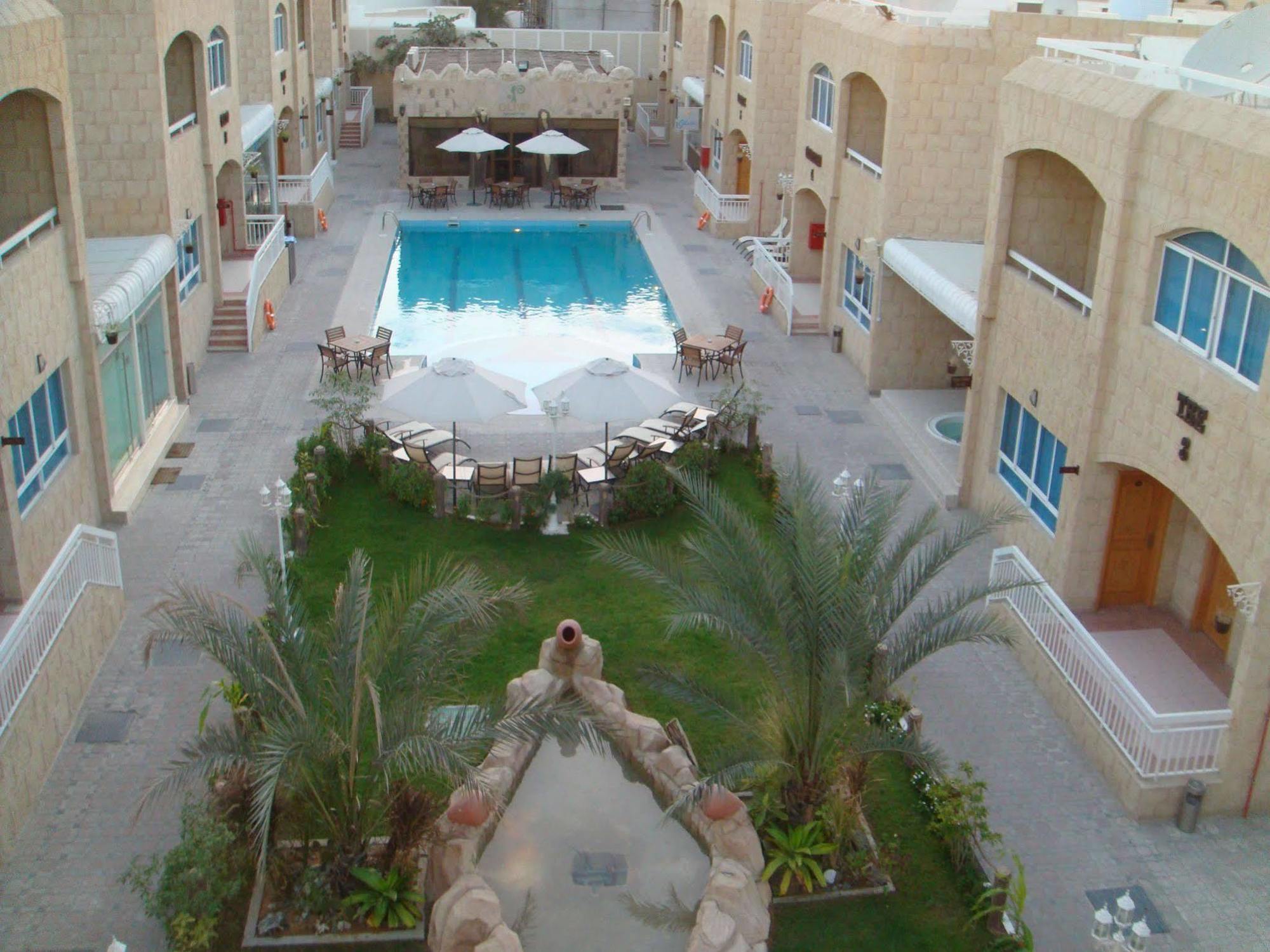 Verona Resorts Sharjah Buitenkant foto