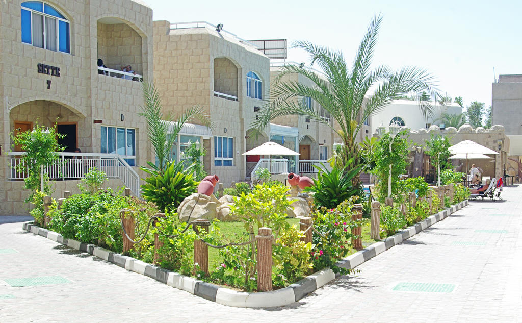 Verona Resorts Sharjah Buitenkant foto